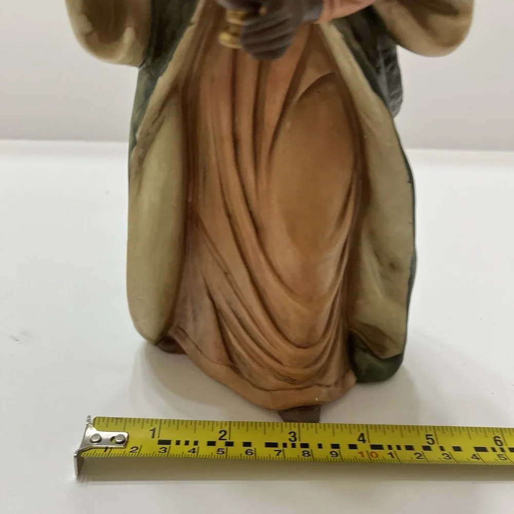 Christmas Grandeur Noel Porcelain Nativity Wise Man Replacement Figure 1999
